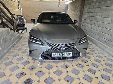 lexis is: Lexus ES: 2019 г., 2.5 л, Автомат, Гибрид, Седан — 8