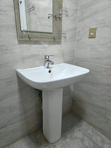 Унитазы: Qiymet Tualet-komplekt və lavabo dəsti - Tualet: ikigövdəli, arxa — 4
