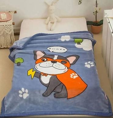 Ostali nameštaj: Dečije plišano ćebe – razni motivi. Materijal:mekani — 3