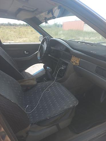 вариятор: Audi 100: 1989 г., Механика, Бензин, Седан — 1