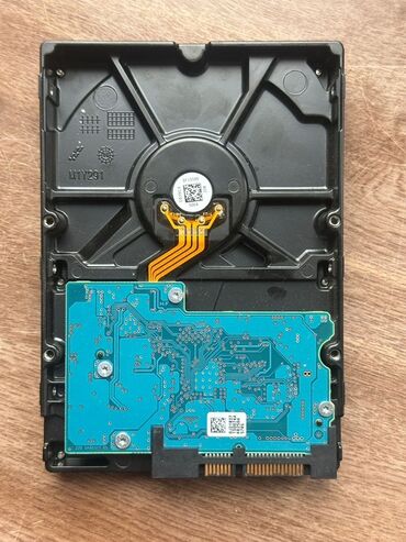 жесткий диск для компьютера цена: Маалымат алып жүрүүчү, Toshiba, HDD, 3.5", ПК үчүн