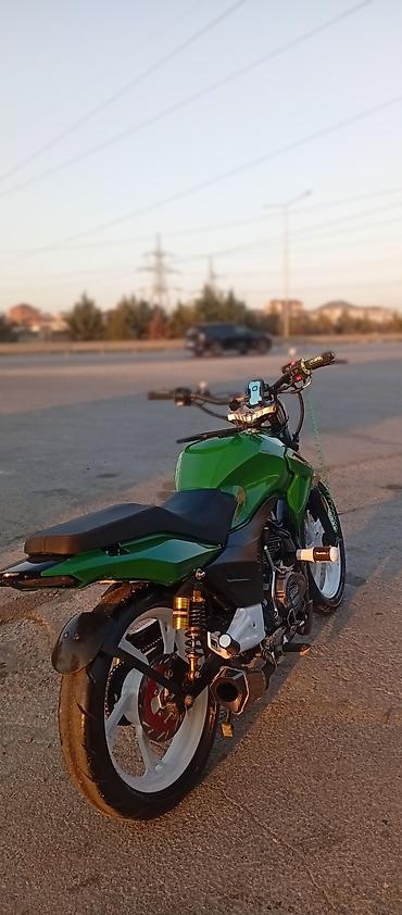 cobalt bar: Modifikasiya olunmuş şəhər/naked tərzli motosiklet Xüsusiyyətlər: - — 2