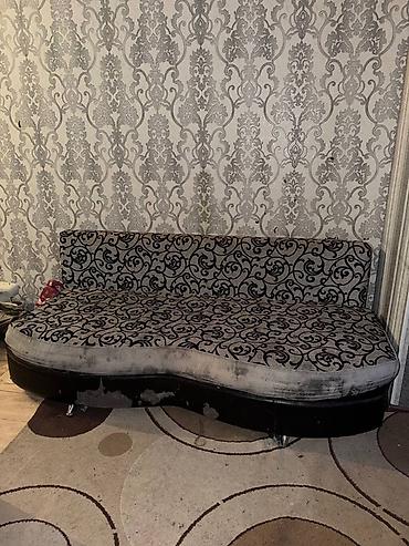 chair from the future pro: БЕСПЛАТНО - забрать с мкр кокжар Диван старенький, но мягкий и — 2