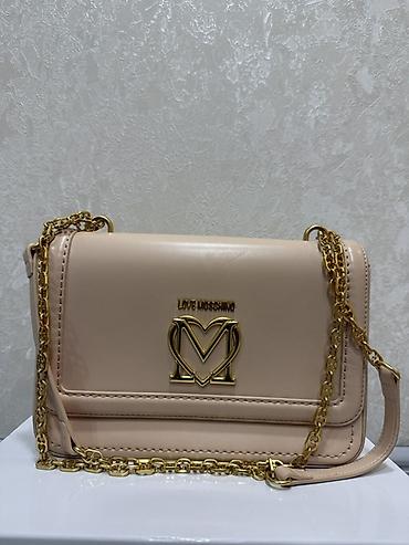 Aksesuarlar: Love Moschino çiyin çantası chox az cemi 2 defe istifade etmisem — 4