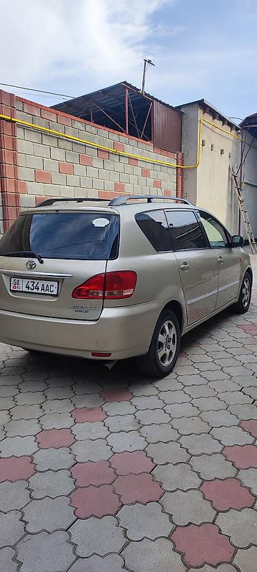 byd e2 2024: Toyota Avensis Verso: 2003 г., 0.2 л, Механика, Дизель, Минивэн — 4