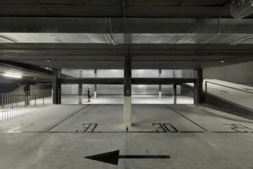 gəncə kirayə: 15 kv. m, 4 * 5 * 4 Beton