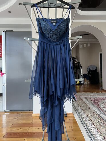 платья на никах: Вечернее платье, Коктейльное, Короткая модель, Без рукавов, L (EU 40)
