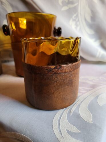 Čaše: Servis nov duvano staklo,koza za zestoko pice. 70,80te — 14