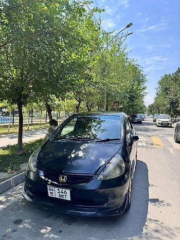 Honda Fit: 2003 г., 1.5 л, Автомат, Бензин, Хэтчбэк at lalafo.kg Honda Fit: 2003 г., 1.5 л, Автомат, Бензин, Хэтчбэк