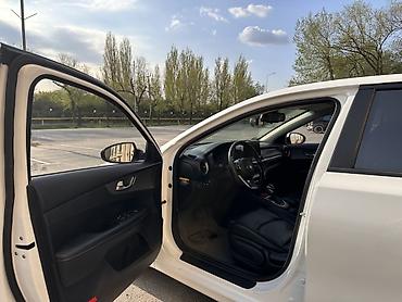Kia: Kia K3: 2020 г., 1.6 л, Автомат, Бензин, Седан — 5
