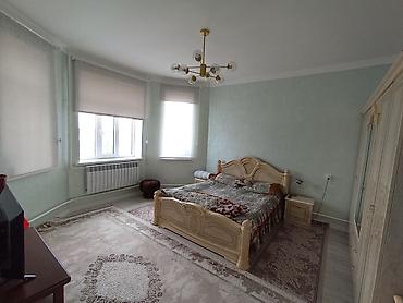 Продажа коттеджей и домов: Продаётся добротный дом в Ак-Ордо 2. Дом жилая 200,м.площадь участка — 20