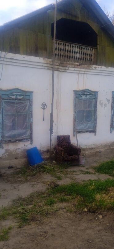 продаю дом в селе александровка: 8 м², 3 комнаты, Требуется ремонт Без мебели