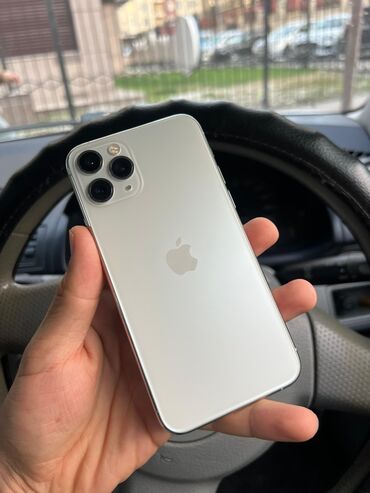 Apple iPhone: IPhone 11 Pro, Б/у, 256 ГБ, Белый, Чехол, 73 %