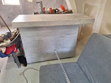 Kuhinjski nameštaj: Kuhinjski element sa radnom pločom – sivi beton dekor - Samostojeći — 14