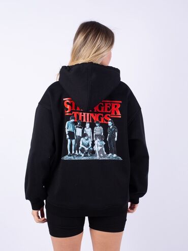 Футболки: Футболка унисекс Stranger Things, белая - Принт спереди: крупный — 15