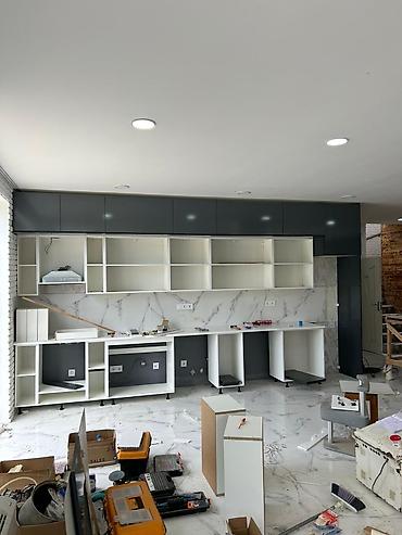 Sifarişlə mətbəx mebeli: Sifarişlə mətbəx dəsti, Özü çəkən petlələr, Mat laminat, Kredit var, Pulsuz çatdırılma — 5