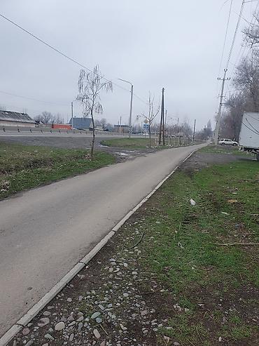 Продажа коттеджей и домов: Үй Сатылат трссанын жээгинде Петровкада.Участок 22.5 соток — 5