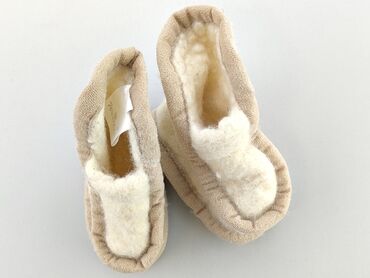 gruby biały golf: Baby shoes, 20, condition - Good