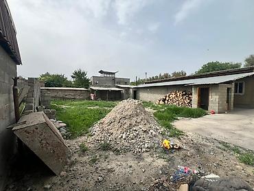 Продажа коттеджей и домов: 5 и более комнат, 100 м², 5 соток, Бишкек — 4