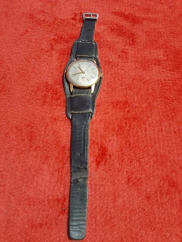 Ručni satovi: Stari sat ispravan tacno radi neznam koja je marka u pitanju nepise u — 6