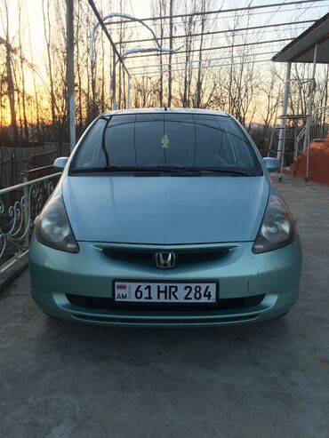 авто чери: Honda Jazz: 2003 г., 1.3 л, Механика, Бензин, Хэтчбэк