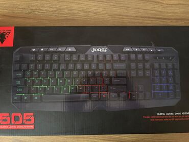 Klaviaturalar: Təzə klaviatura və mause. klaviatura və mause RGB ışığı var.Set olaraq