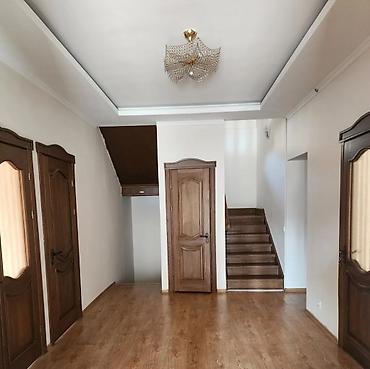 Продажа отелей и хостелов: Продается дом из 3 этажей (1 из них цокольный) для любого бизнеса — 29