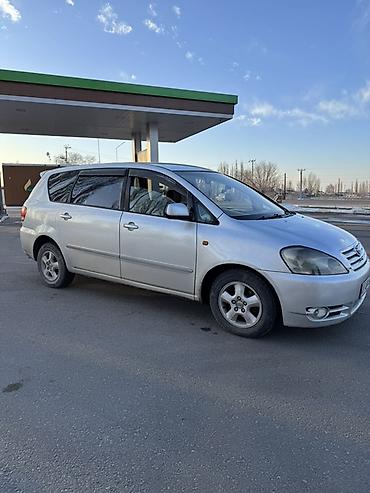 Toyota: Toyota Ipsum: 2002 г., Автомат, Минивэн — 9