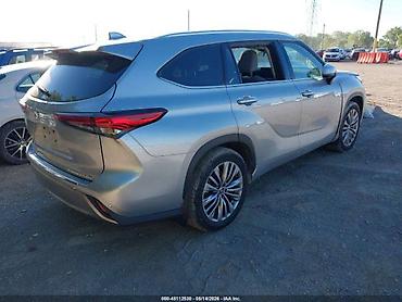 Toyota: Toyota Highlander: 2021 г., 3.5 л, Автомат, Бензин — 4