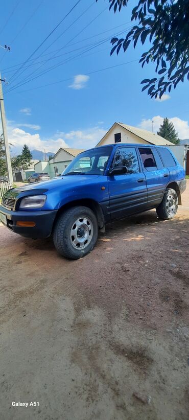 новые автомобили: Toyota RAV4: 1997 г., 2 л, Механика, Бензин, Внедорожник