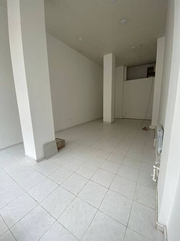 Digər kommersiya daşınmaz əmlakı: Xalqlar dostluqu metrosu yaxinliqi Serhedci Idman Merkezinin arxasi — 3