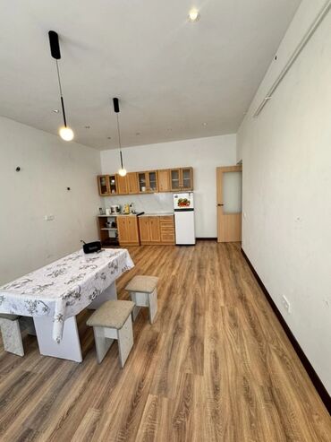 беловодское дом: 75 м², 3 комнаты, Теплый пол, Бронированные двери, Забор, огорожен