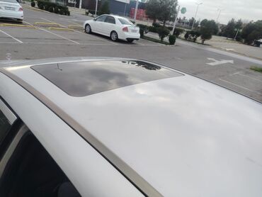 Mercedes-Benz: Mercedes-Benz C 240: 2.4 l | 1997 il Sedan — 8