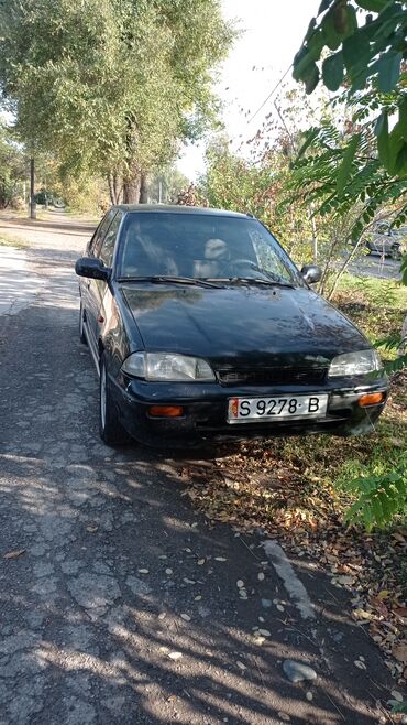 Suzuki: Suzuki Swift: 1992 г., 1.6 л, Механика, Бензин, Седан