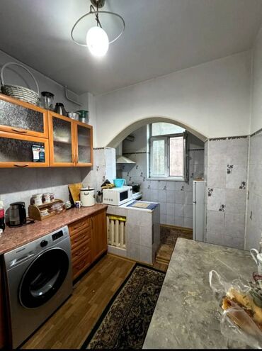 3 комнаты, 70 м², 106 серия, 5 этаж, Косметический ремонт