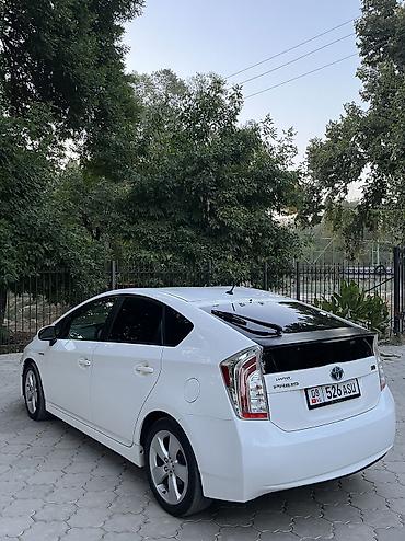 элекро авто: Toyota Prius: 2015 г., 1.8 л, Робот, Гибрид — 5