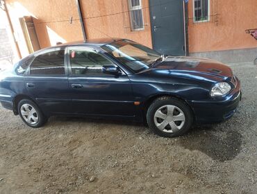 Toyota: Toyota Avensis: 2001 г., 1.8 л, Автомат, Бензин, Хэтчбэк