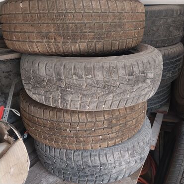 шины субару форестер: Продам зимние шины с размером 185/65R14. Есть комплект летних195/65/15