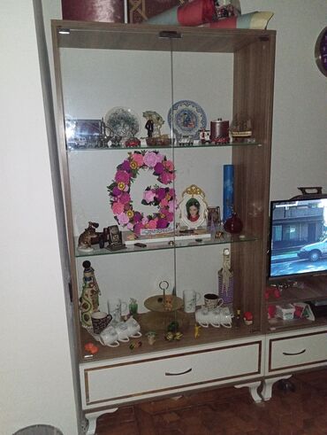 Qonaq otağı dəstləri: İşlənmiş, Masa və oturacaqlar, Kredit yoxdur — 6