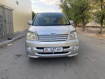 эвакуатор манипулятор: Toyota Noah: 2003 г., 1.9 л, Автомат, Бензин, Минивэн