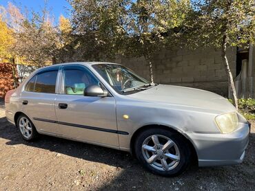 прадажа машина: Hyundai Accent: 2005 г., 1.5 л, Механика, Бензин, Седан