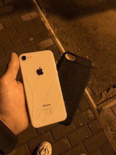 apple 5: IPhone 8, 64 ГБ, Белый, Отпечаток пальца