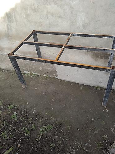 Другие строительные материалы: Продам стол металлический без столешницы 3000 с.,сетка Рабица б/у — 2