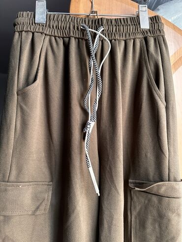 Женские брюки: Карго-джоггеры хаки - Прямой свободный крой - Эластичный пояс на — 5