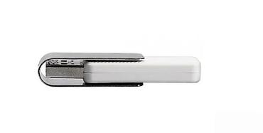 Druga oprema za računare i laptopove: USB fleš memorija Team Group C141 - Kapacitet: 32 GB - Interfejs: USB — 5