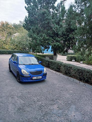 ауди с4 авто: Daihatsu Sirion: 2002 г., 1.3 л, Механика, Бензин, Хэтчбэк — 2