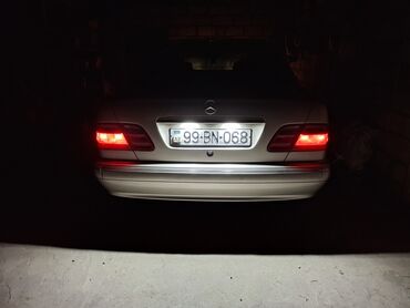 masin ucun led isiqlar: Mercedes-Benz avtomobilləri üçün LED nömrə işıqları. Ağ rəngdə parlaq