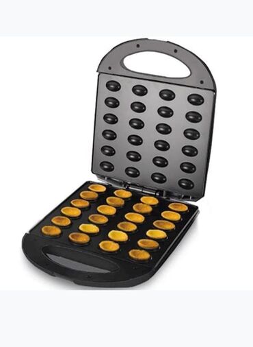 Mini popkorn aparatları: Müxtəlif məişət əşyaları topası. Dəstdə Dessini əl mikseri, saç — 17