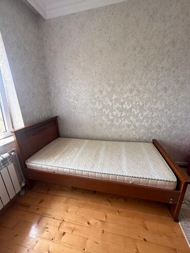 кровать трансформер: İşlənmiş, Təknəfərlik çarpayı, Bazasız, Matras ilə, Siyirməsiz