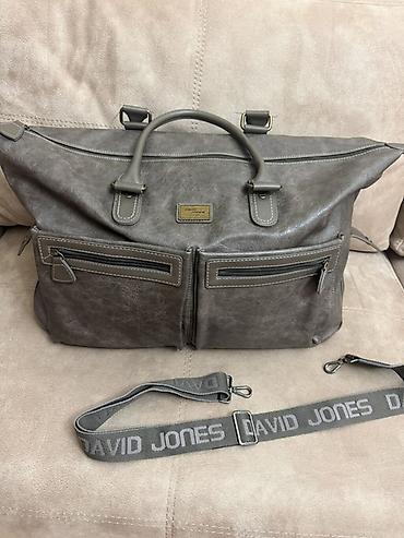 mango canta: David Jones, Yeni — 5